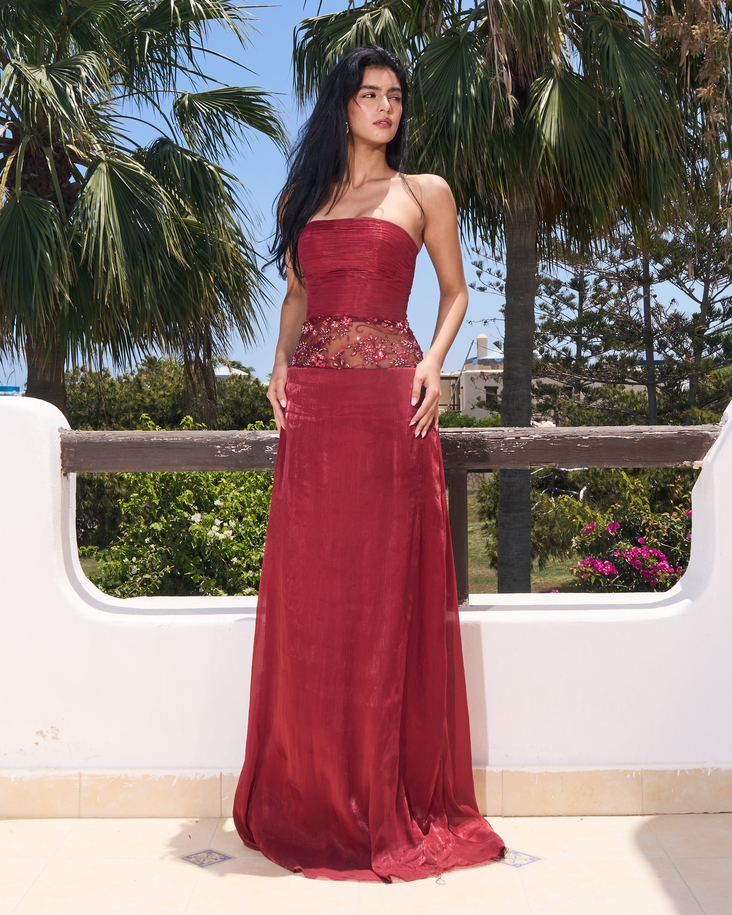 Sakhra Gown